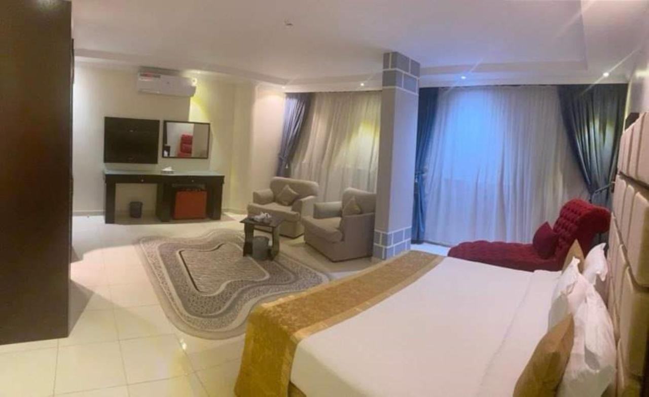 Al Lord Hotel Abu Qa'ar エクステリア 写真
