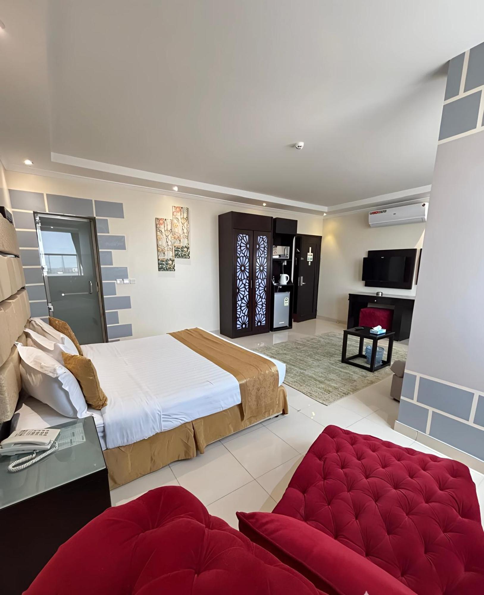 Al Lord Hotel Abu Qa'ar エクステリア 写真