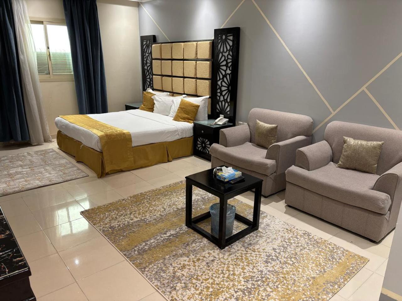 Al Lord Hotel Abu Qa'ar エクステリア 写真